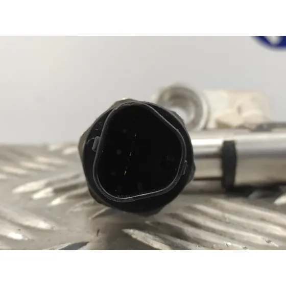 Rampa Inyectora para Mazda 3 Berlina (Bp)