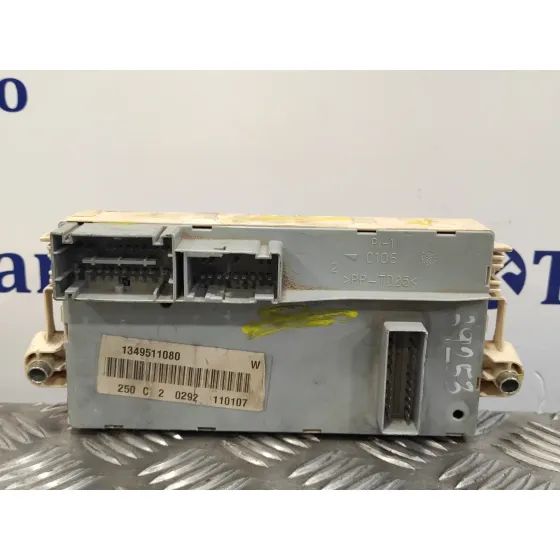 Caja Reles / Fusibles para Peugeot Boxer Caja Cerrada (Rs 3000) (330/333) 2007 ->)