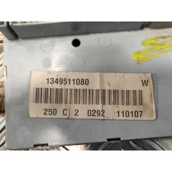Caja Reles / Fusibles para Peugeot Boxer Caja Cerrada (Rs 3000) (330/333) 2007 ->)