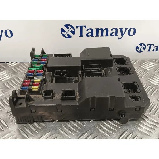 Caja Reles / Fusibles para Peugeot 307 Break / Sw (S1)