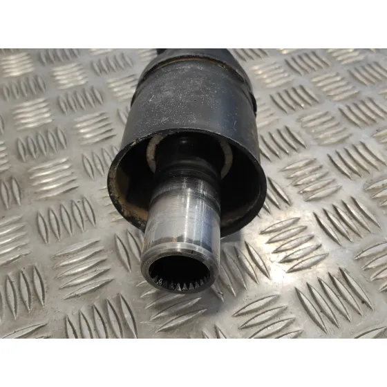 Transmision Central para Mitsubishi Montero (V60/V70)
