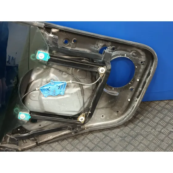 Elevalunas Trasero Derecho para Volkswagen Touareg (7L6)