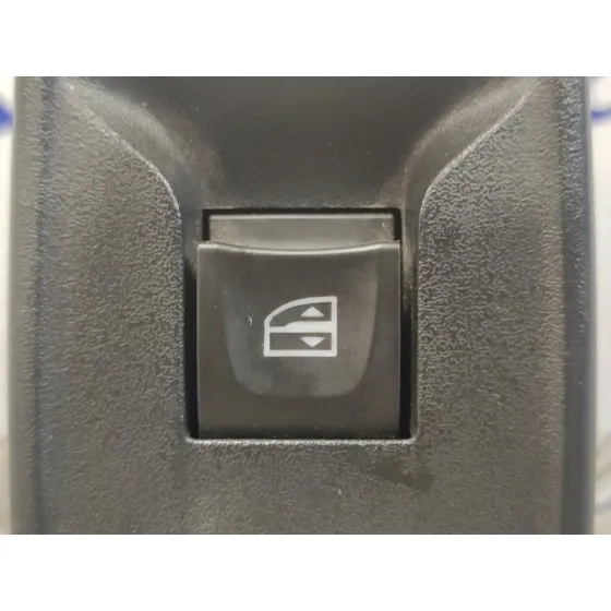 Mando Elevalunas Trasero Izquierdo para Dacia Lodgy