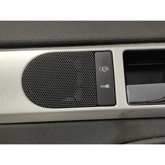 Guarnecido Puerta Delantera Derecha para Volkswagen Touareg (7L6)