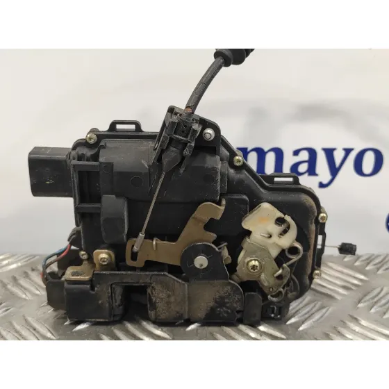 Cerradura Puerta Delantera Derecha para Volkswagen New Beetle (9C1/1C1)