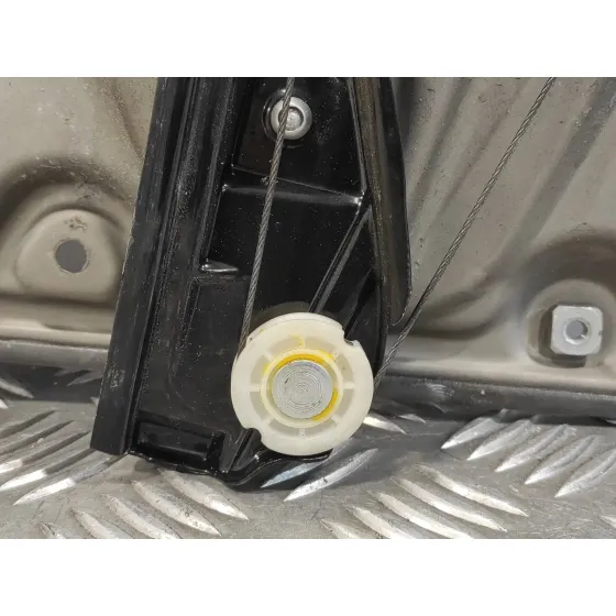 Elevalunas Trasero Izquierdo para Skoda Octavia Berlina (1Z3)