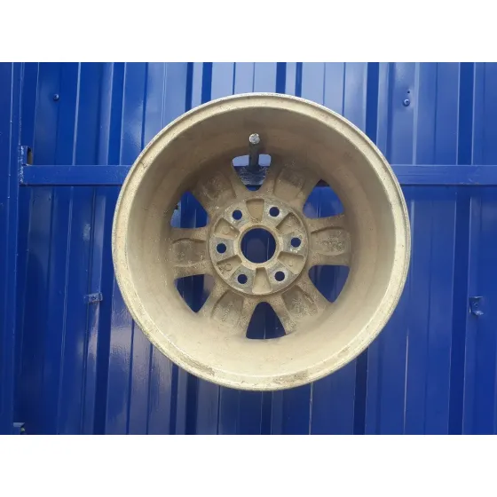 Llanta para Mitsubishi Montero (V60/V70)