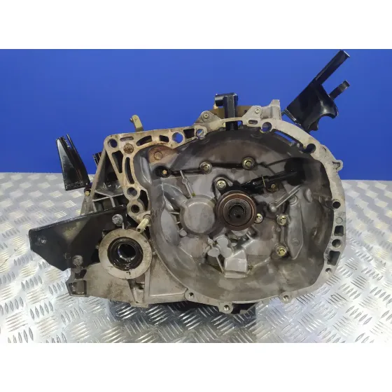 Caja Cambios para Nissan Micra (K12E)