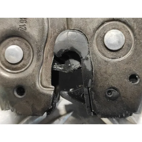 Cerradura Maletero / Porton para Opel Astra J Lim.