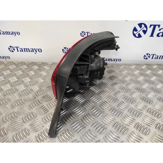 Piloto Trasero Izquierdo para Peugeot 208