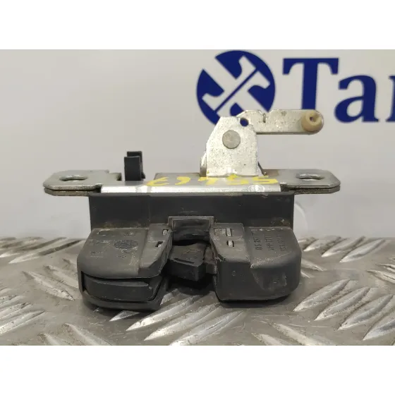 Cerradura Maletero / Porton para Seat Ibiza (6L1)