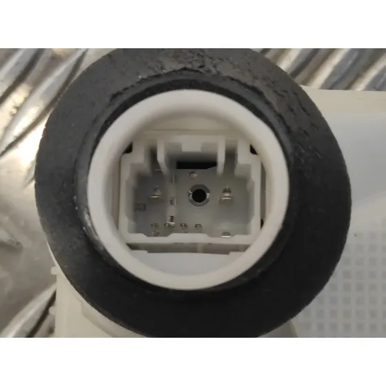 Cerradura Puerta Delantera Izquierda para Toyota Yaris