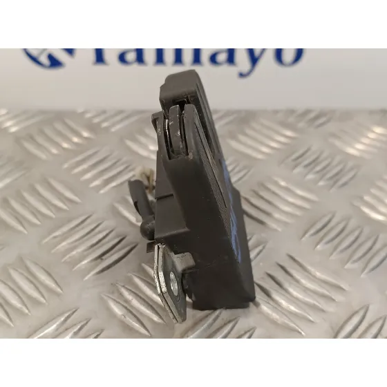 Cerradura Maletero / Porton para Volkswagen Polo (9N1)
