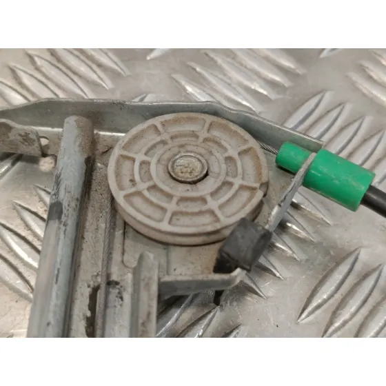 Elevalunas Delantero Derecho para Peugeot 206 Cc