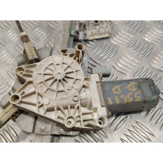Elevalunas Delantero Derecho para Peugeot 206 Cc