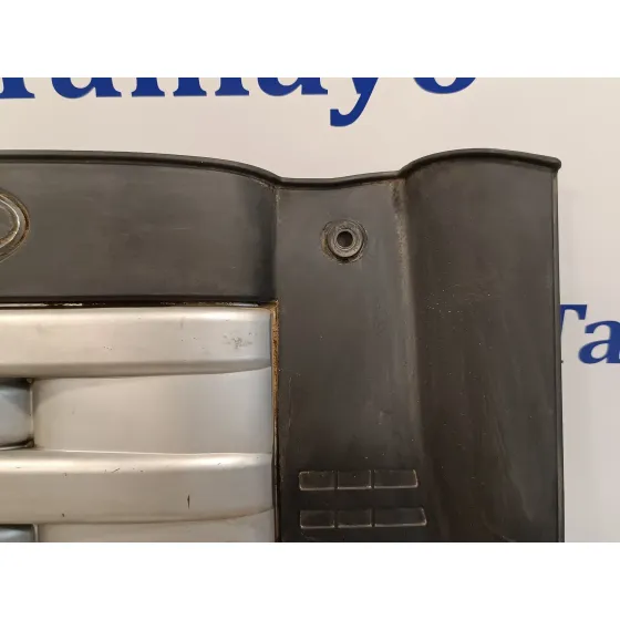 Tapa Motor para Kia Carnival