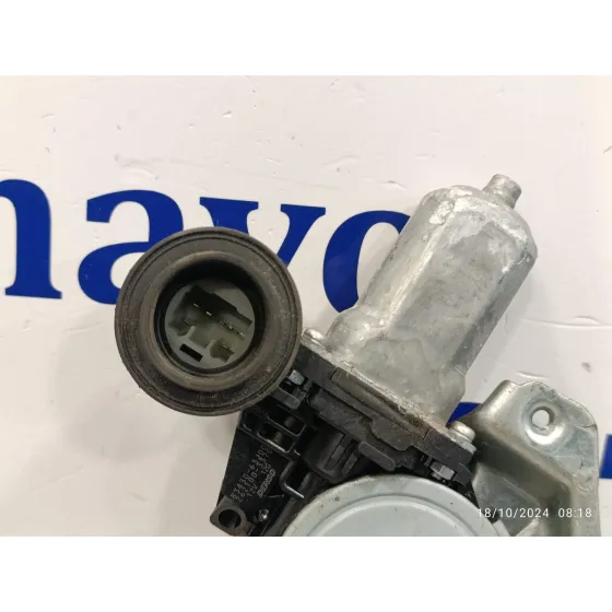 Elevalunas Delantero Derecho para Suzuki Swift Berlina (Mz)
