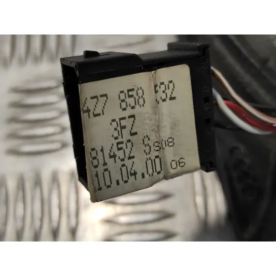 Retrovisor Derecho para Audi Allroad Quattro (4B5)