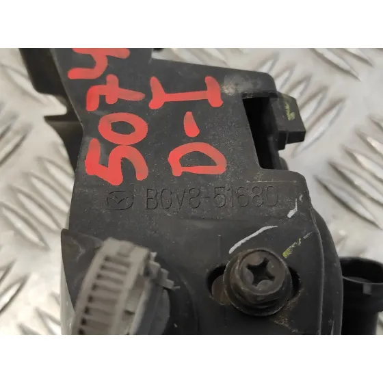 Faro Antiniebla Derecho para Mazda 3 Lim. (Bl)