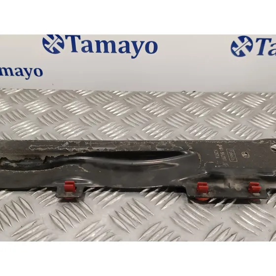 Soporte Radiador Central para Ford Focus Lim. (Cb8)