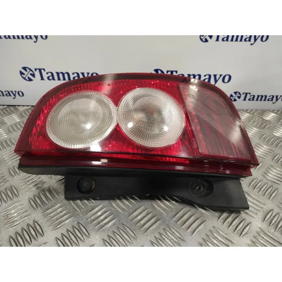 Piloto Trasero Derecho para Nissan Micra (K12E)