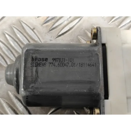 Motor Elevalunas Delantero Derecho para Citroën C4 Berlina
