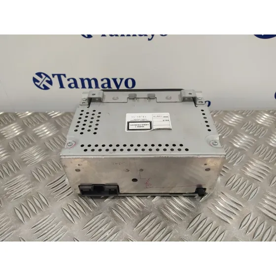 Sistema Audio / Radio Cd para Ford Fiesta (Cb1)