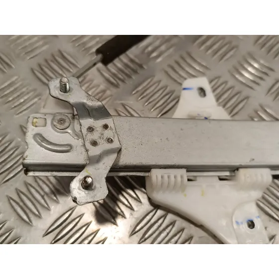 Elevalunas Delantero Derecho para Hyundai I20