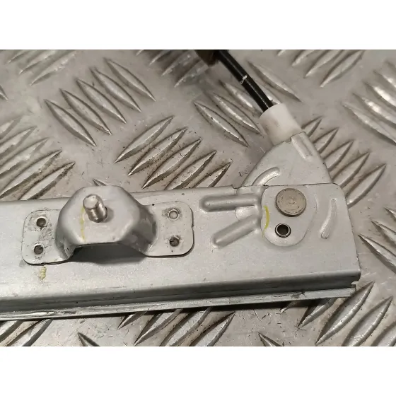 Elevalunas Delantero Derecho para Hyundai I20