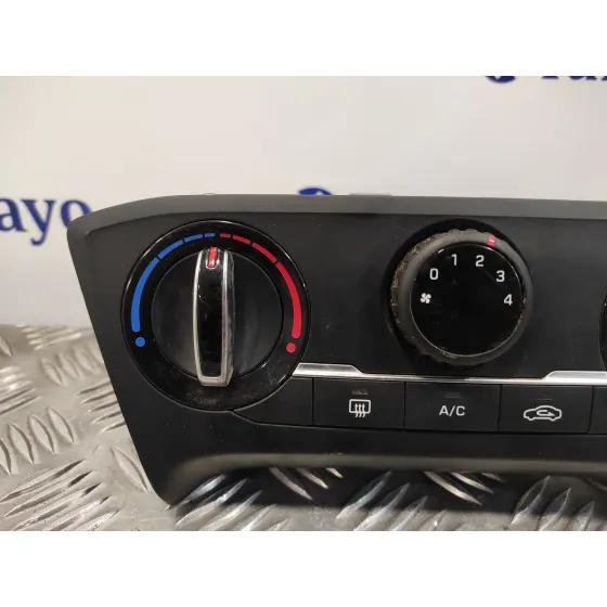 Mando Calefaccion / Aire Acondicionado para Hyundai I20