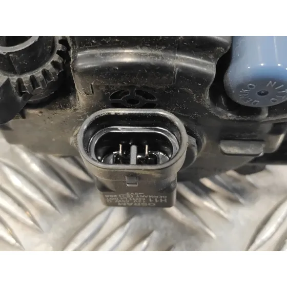 Faro Antiniebla Izquierdo para Renault Clio Iii