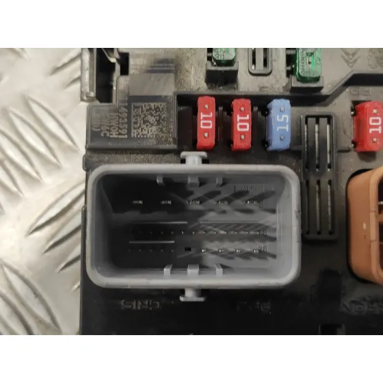 Caja Reles / Fusibles para Citroën C2