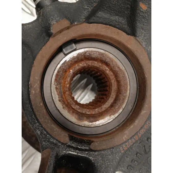 Mangueta Delantera Izquierda para Ford Fiesta (Cb1)