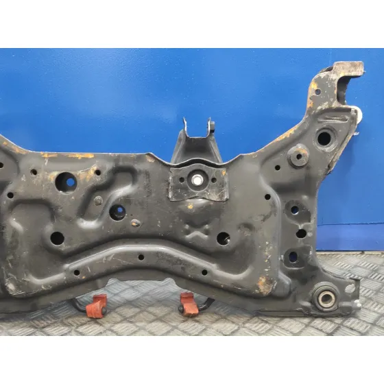 Puente Delantero para Mazda 3 Lim. (Bl)