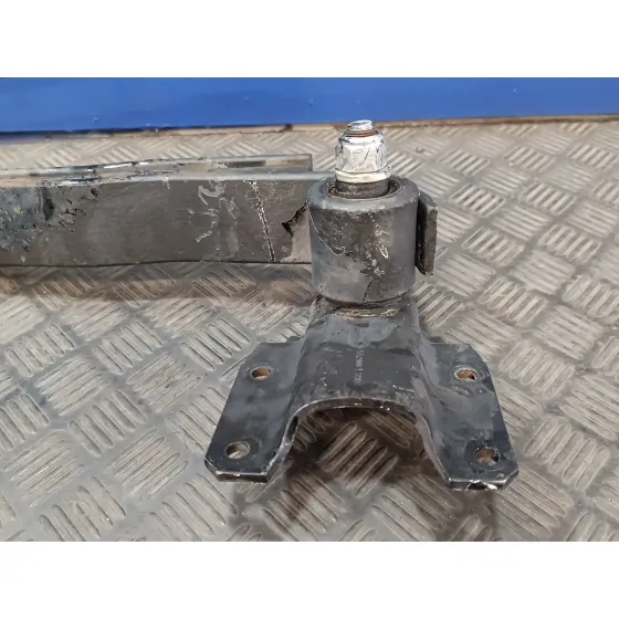 Ballesta Trasera para Nissan Cabstar ->09.06