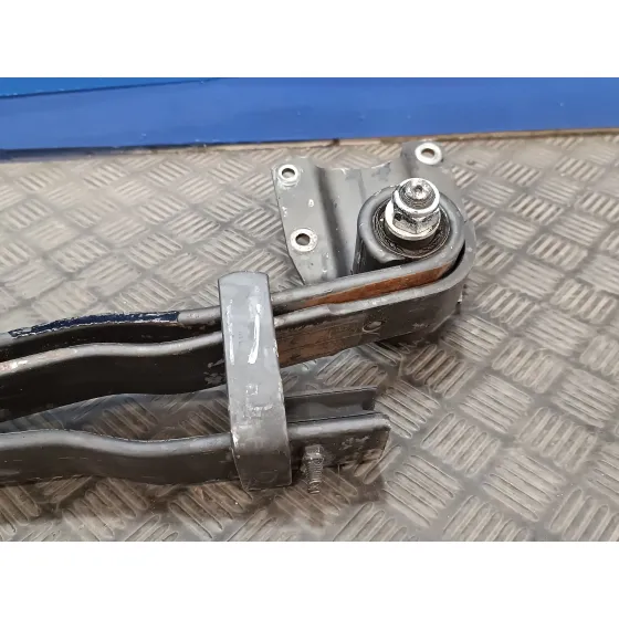 Ballesta Trasera para Nissan Cabstar ->09.06