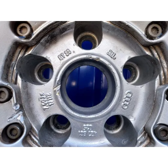 Llanta para Audi Allroad Quattro (4B5)