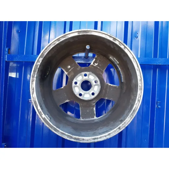 Llanta para Audi Allroad Quattro (4B5)