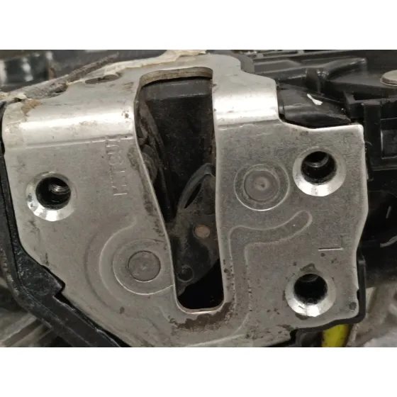Cerradura Puerta Delantera Izquierda para Toyota Yaris (Ksp9/Scp9/Nlp9)