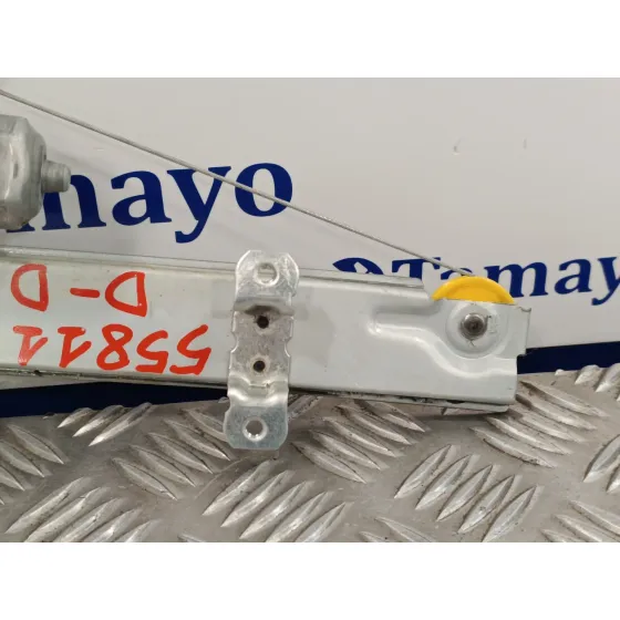 Elevalunas Delantero Derecho para Nissan Micra V (K14)