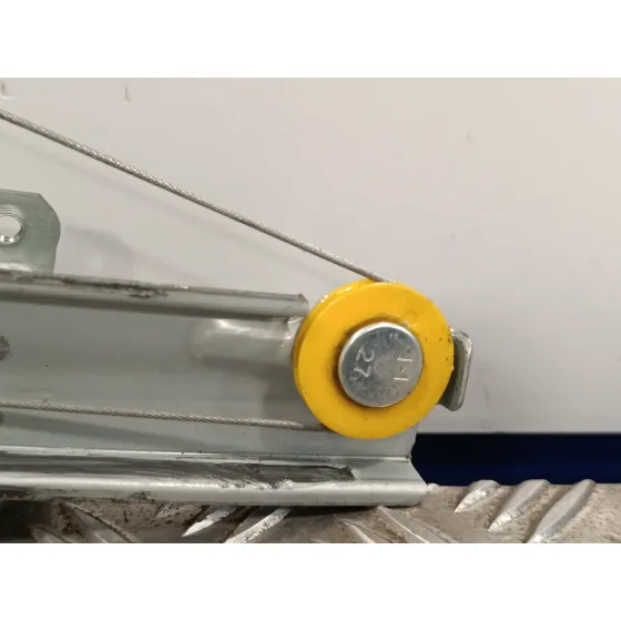 Elevalunas Delantero Izquierdo para Nissan Micra V (K14)