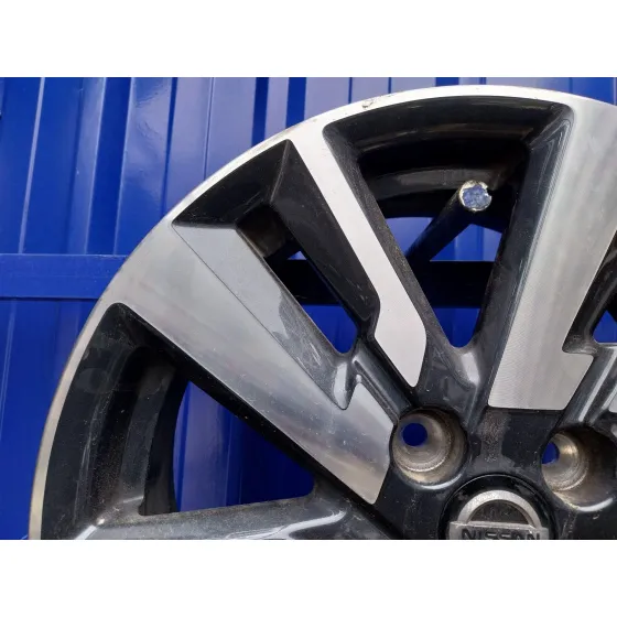 Llanta para Nissan Micra V (K14)