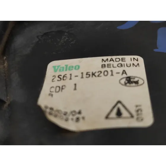Faro Antiniebla Derecho para Ford Fiesta (Cbk)