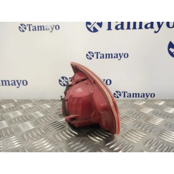 Piloto Trasero Derecho Porton para Mitsubishi Lancer Berlina (Cy0)