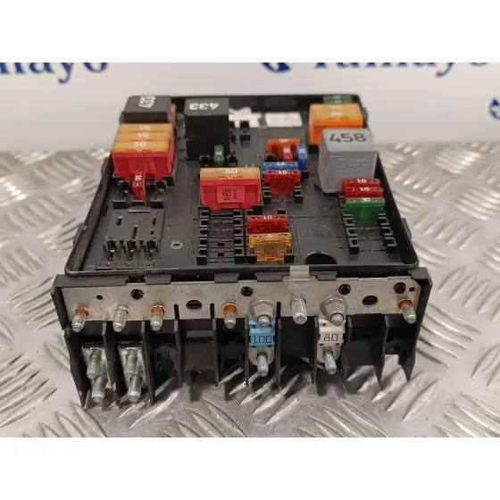 Caja Reles / Fusibles para Volkswagen Golf V Berlina (1K1)