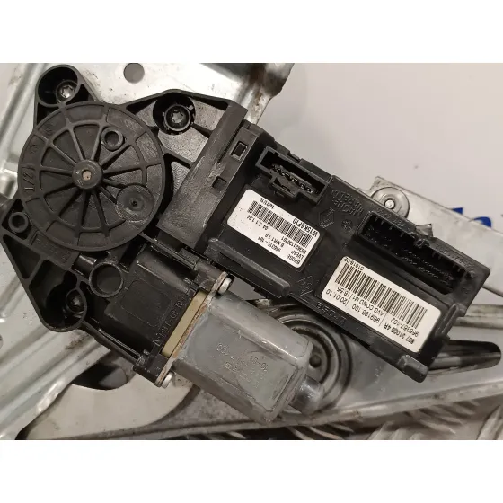 Elevalunas Delantero Derecho para Renault Megane Iii Berlina 5 P