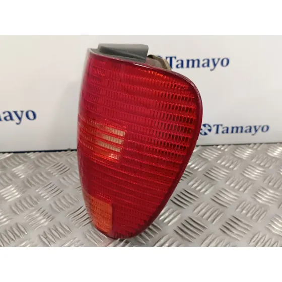 Piloto Trasero Derecho para Volkswagen Polo Berlina (6N2)