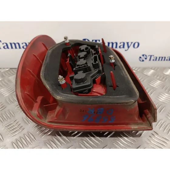 Piloto Trasero Derecho para Volkswagen Polo Berlina (6N2)
