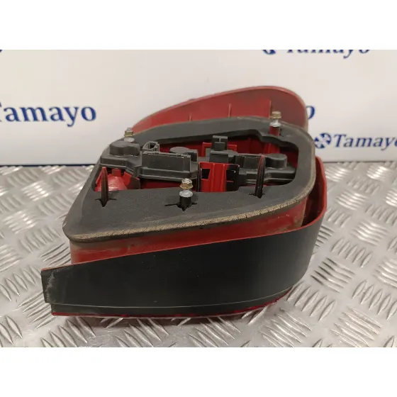 Piloto Trasero Derecho para Volkswagen Polo Berlina (6N2)