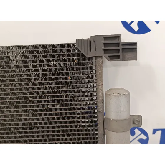 Condensador / Radiador Aire Acondicionado para Mitsubishi Lancer Berlina (Cy0)